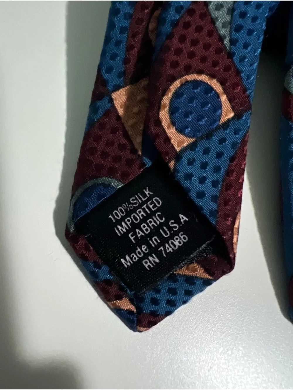 Vintage Zenio 100% Silk Tie Geometric Pattern. Italian silk made in USA.